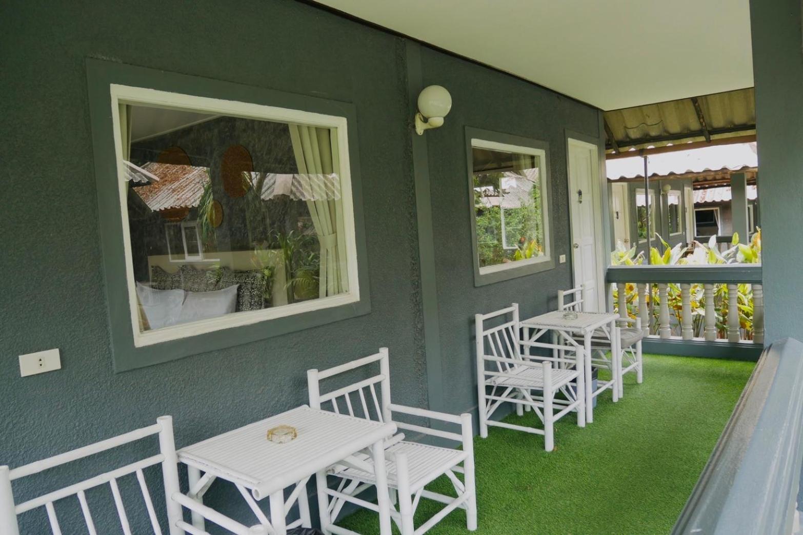 Let'S Hyde Pattaya Resort & Villas - Pool Cabanas Luaran gambar