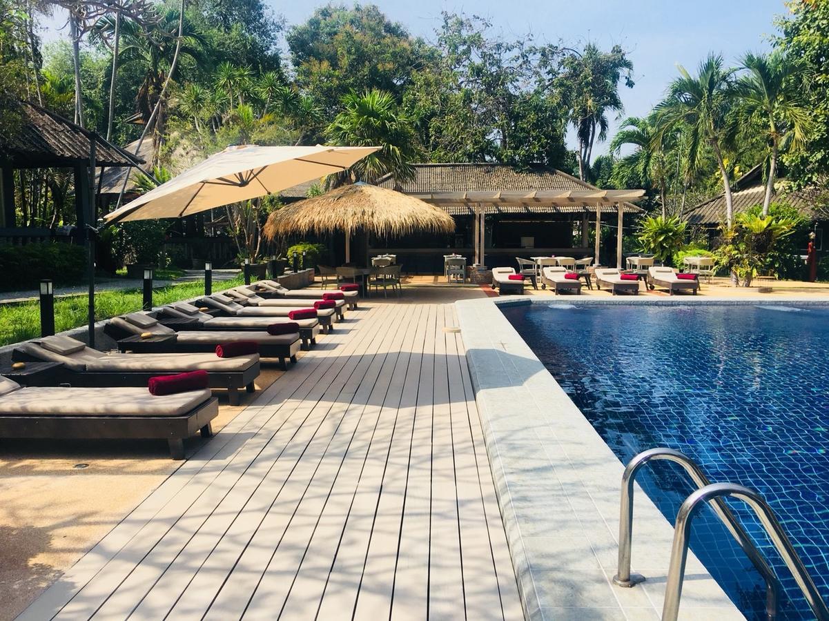 Let'S Hyde Pattaya Resort & Villas - Pool Cabanas Luaran gambar
