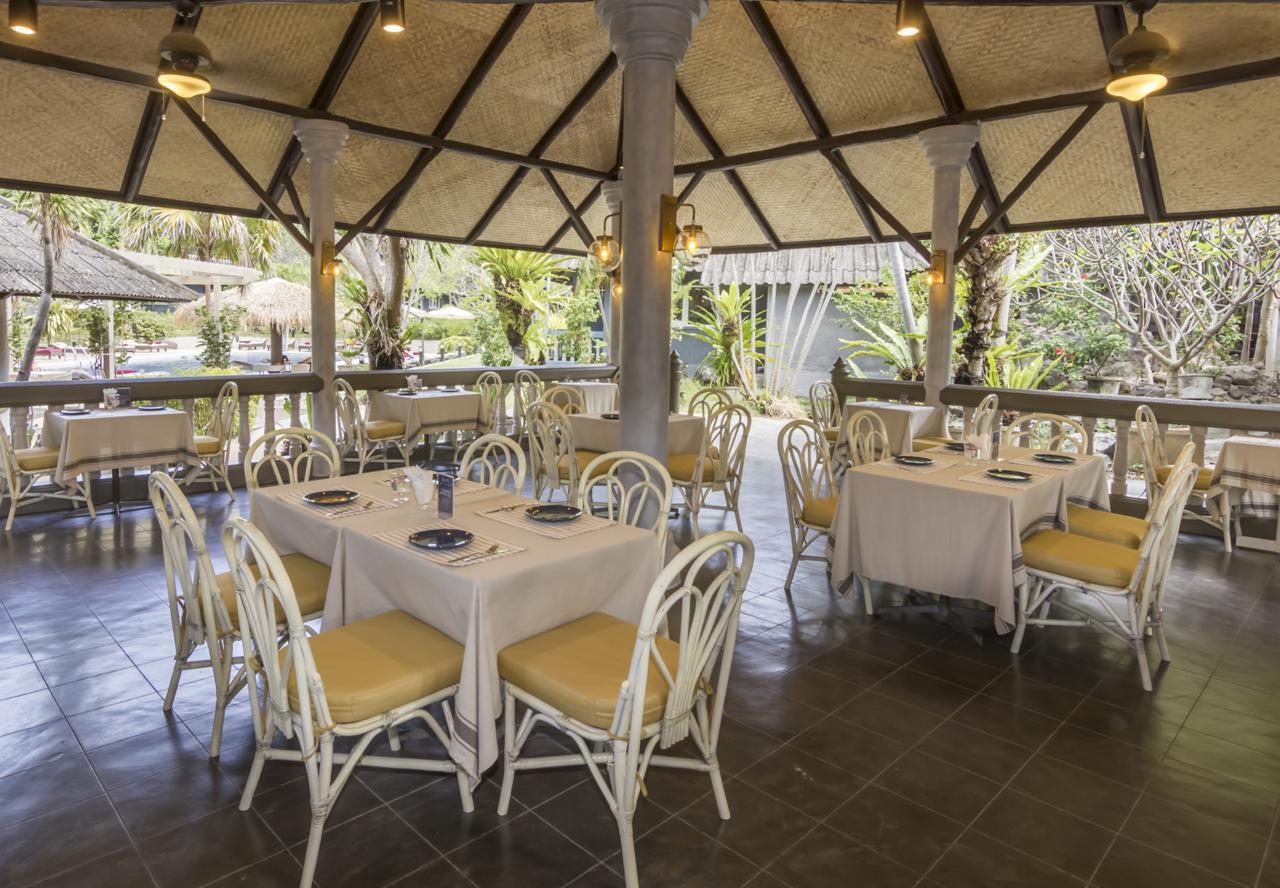 Let'S Hyde Pattaya Resort & Villas - Pool Cabanas Luaran gambar