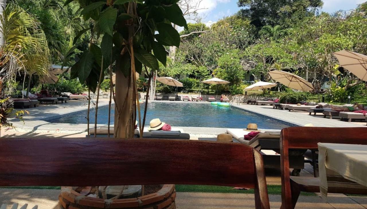 Let'S Hyde Pattaya Resort & Villas - Pool Cabanas Luaran gambar